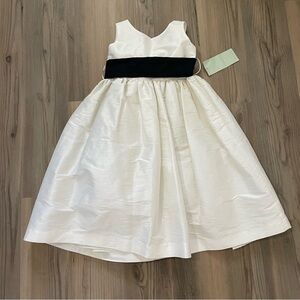 Sweet Kid’s Flower Girl Dress Size 6 NWT